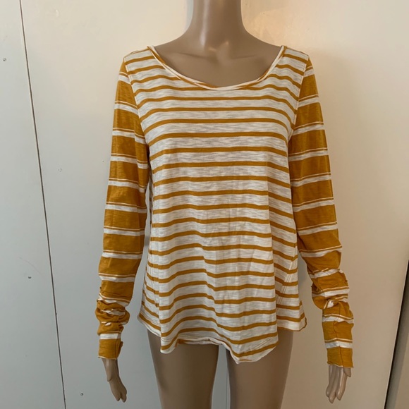 we the free catch the light tee